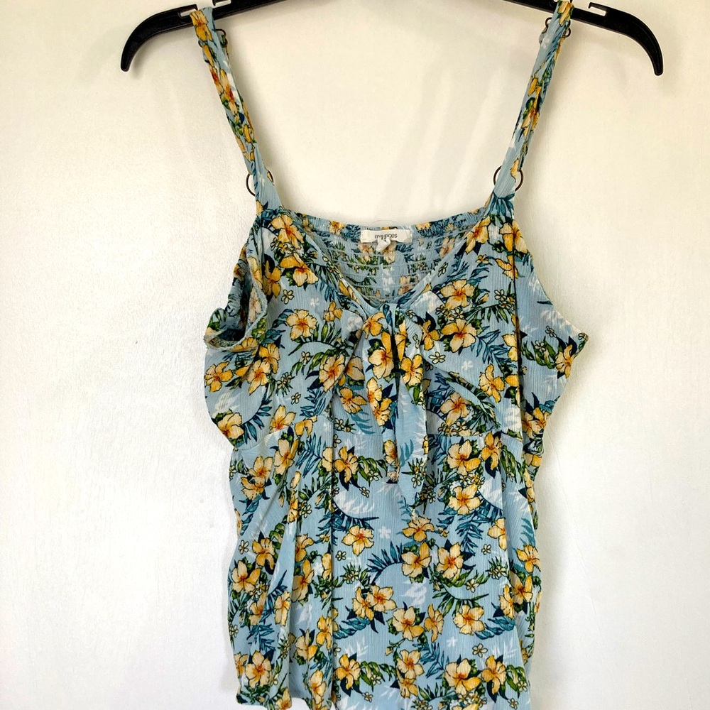 NWOT 🎀 Maurice’s Flowy Tank/Blouse